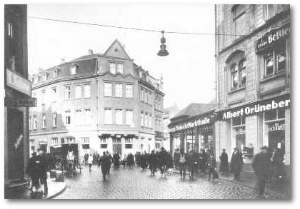 Bild: Metzgerei der Familie Grüneberg an der heutigen Hauptstraße in Gelsenkirchen, damals 'Adolf-Hitler-Sraße'