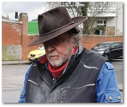 Stolpersteine Gelsenkirchen. Gunter Demnig hat die Stolpersteine erdacht.