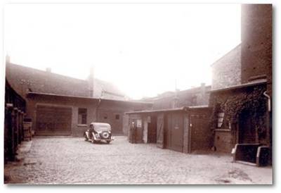 Der Hof der damalige Franz-Seldte-Strasse 84 im Jahre 1936.