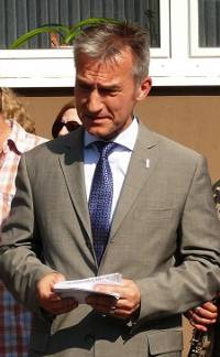 Oberbürgermeister Frank Baranowski begrüßt die Anwesenden