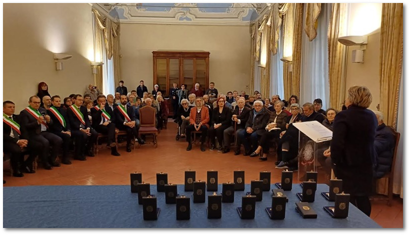 Erinnerungskultur: Verleihung einer Ehrenmedaille fr Pietro Farina